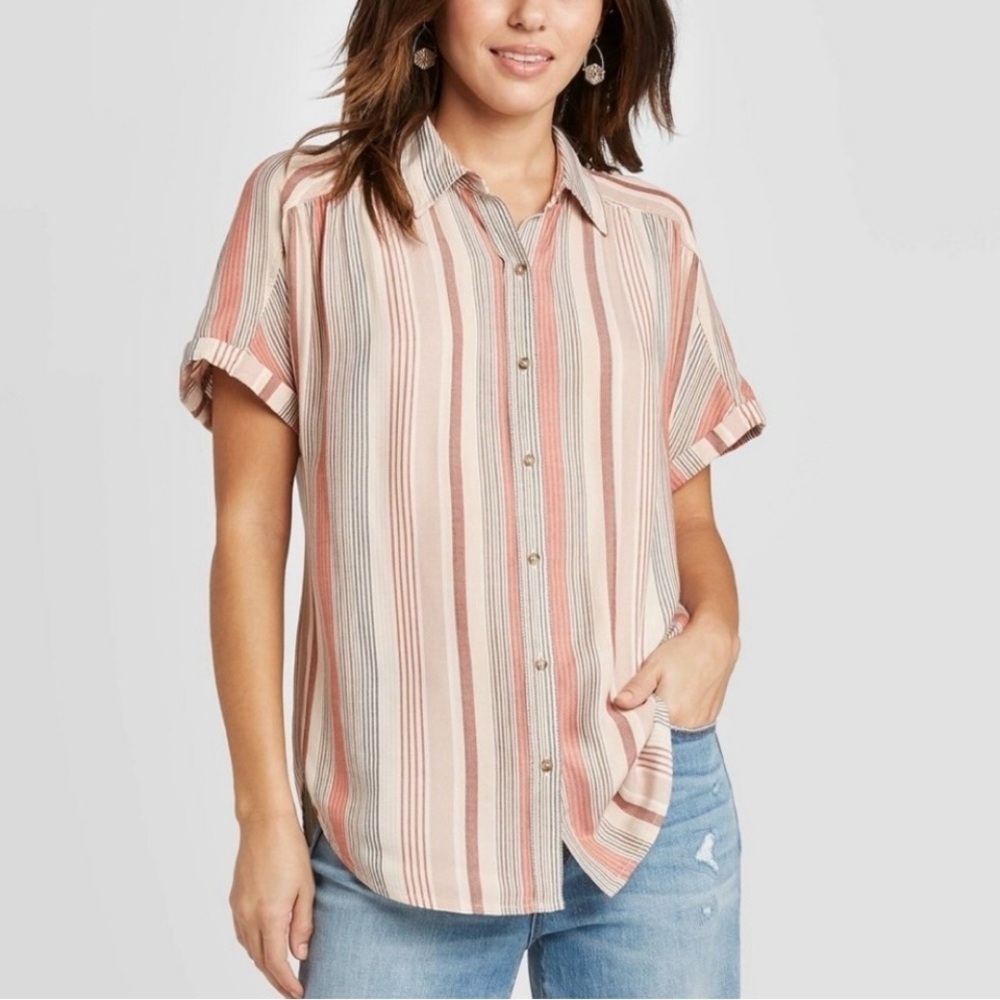 Universal Thread Courier Shirt size XXL